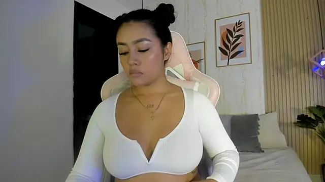 CameronCollins  online show from September 27, 8:49 pm