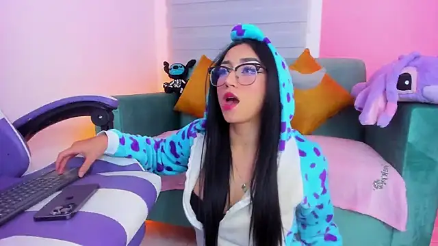 sophie cute66 online show from December 16, 6:41 am