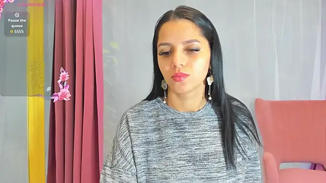 Sarabecker online show from November 14, 8:47 am