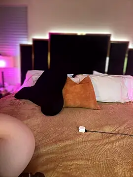 KarissaChantelle online show from January 13, 4:44 pm