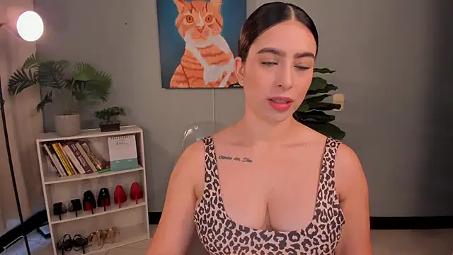 LiaPearce online show from April 30, 1:16 pm