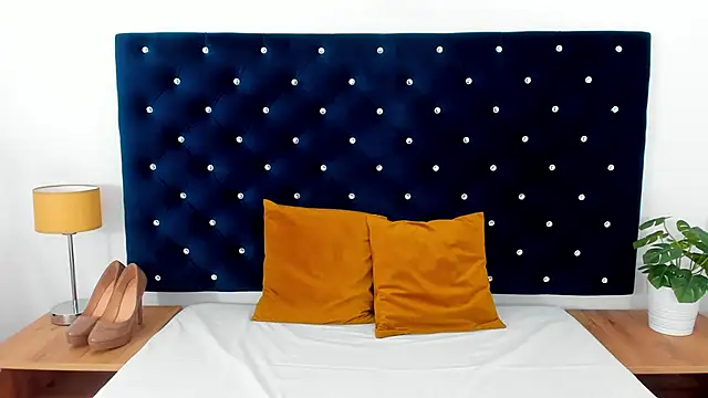 EvaLick online show from September 10, 6:24 am