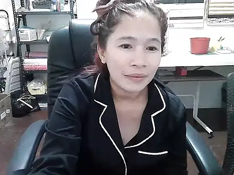 Alexiadreamer online show from April 7, 3:36 pm