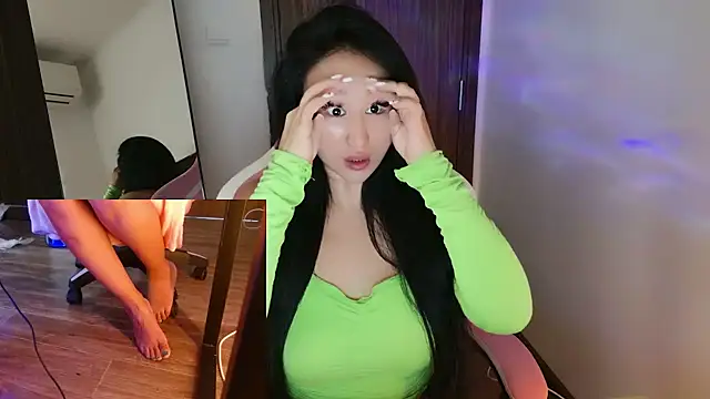 AsianQueens online show from October 12, 8:28 am