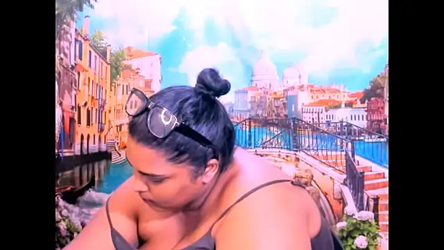 Indianfairy99 online show from December 17, 6:45 pm