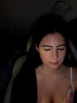 clairewntr online show from November 30, 9:19 pm