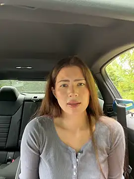 clairewntr online show from May 30, 11:08 am
