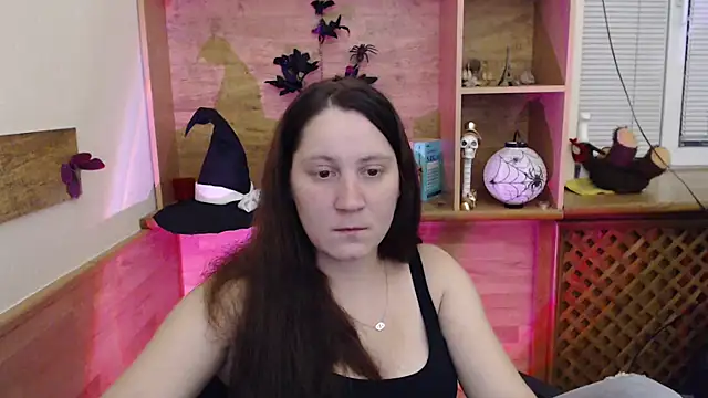 JosieJun  online show from November 3, 6:01 pm