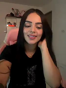 anniehart online show from December 16, 2:39 am