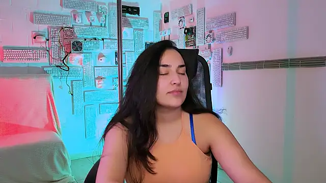 CeceliaJohnson online show from November 28, 8:39 am