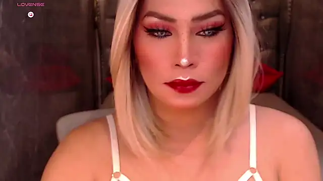 FUCKDOLL Giamoore online show from September 25, 8:39 pm