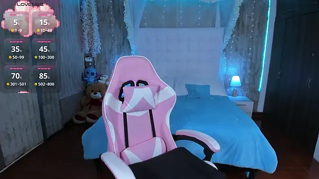 floryn susana online show from April 22, 9:23 pm