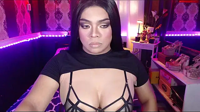 amazingOLIVIA online show from July 3, 9:37 am