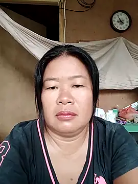 Lovelywoman43 online show from September 28, 9:53 pm