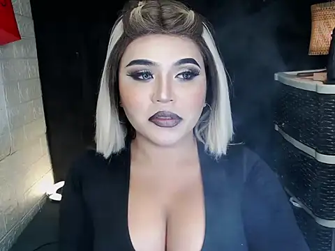 SexylongcockKIAts online show from February 17, 11:59 pm