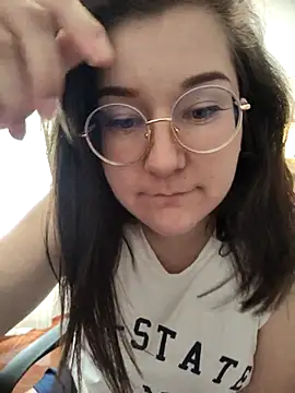 HunnyyLove online show from September 15, 5:53 pm