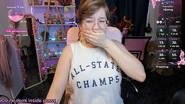 HunnyyLove online show from October 26, 1:39 pm