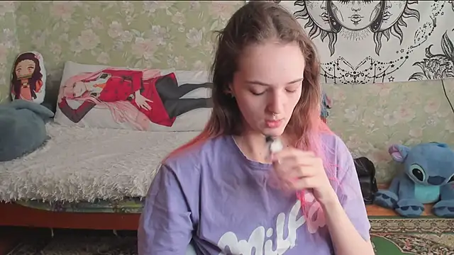 Cutie Adelia online show from March 31, 9:31 am