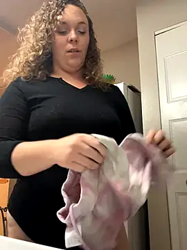 MistyAurora online show from November 23, 3:42 am