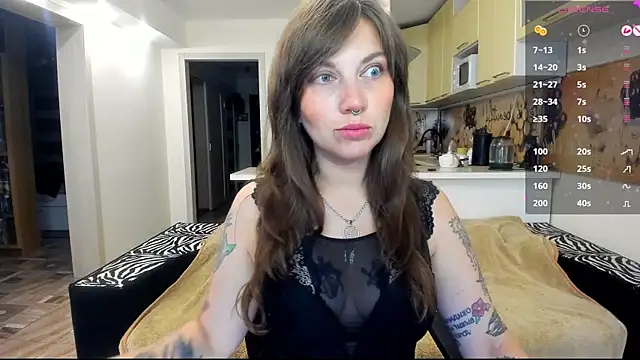 StacyTigerr online show from October 14, 4:09 pm