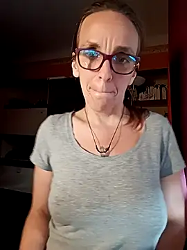 Dettybitch40 online show from September 14, 4:38 pm