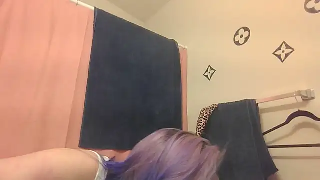 bootiebby online show from December 22, 12:52 pm