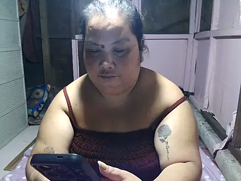 xxbigboootyxx online show from September 15, 12:24 pm