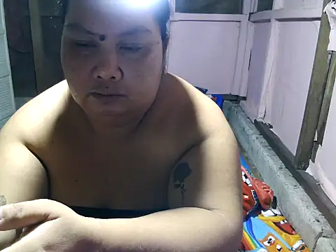 xxbigboootyxx online show from October 18, 5:21 am