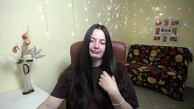 MilanaPrice online show from November 18, 6:42 pm