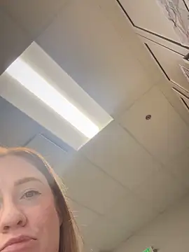 cinnatitties online show from September 29, 8:03 pm