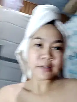 Squirtangel 22 online show from October 6, 5:35 am