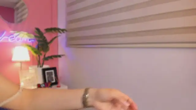 SoySaraa online show from October 29, 6:29 am