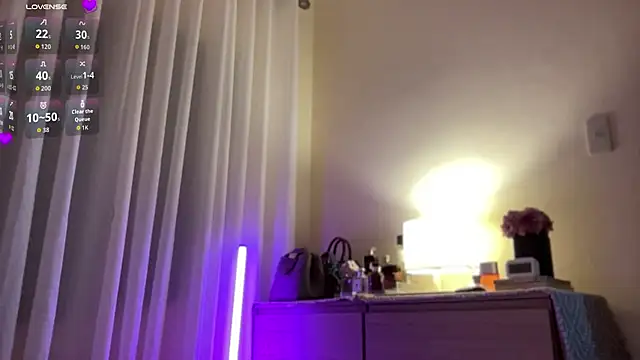 Anna Leah online show from November 6, 1:06 pm