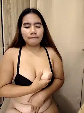 Kissy07 online show from September 13, 9:56 pm