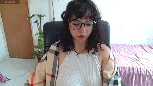 myamillor online show from November 28, 3:26 pm