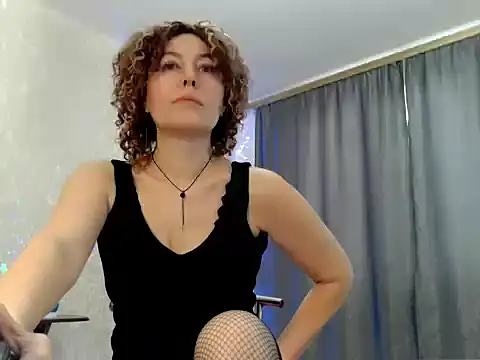 elenaza online show from February 5, 9:45 am