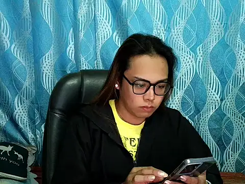 Your PrettyGirlxxx online show from September 13, 6:10 am