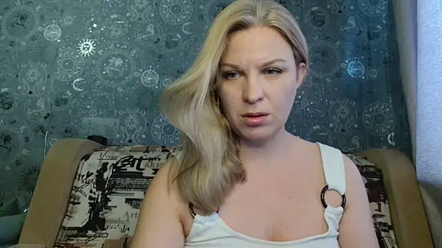 BlondeFox online show from October 22, 4:17 am