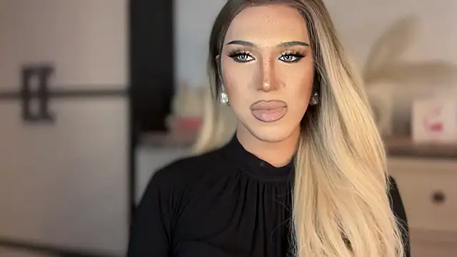 Ts glamxxxx online show from February 17, 3:06 am