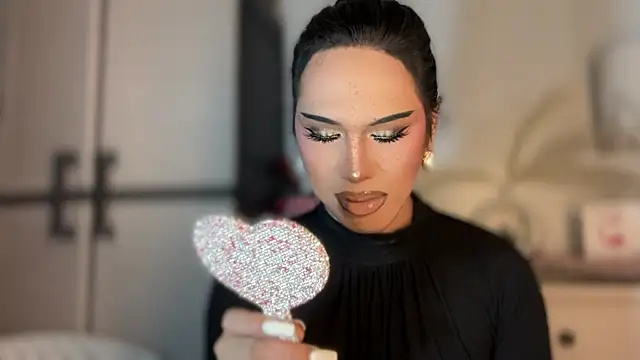 Ts glamxxxx online show from December 4, 1:19 am