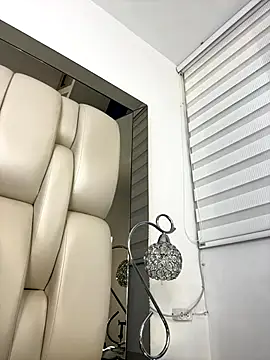 ALISSON FOXXX1 online show from September 20, 9:13 pm