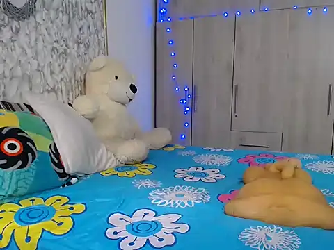 agatfox online show from December 20, 6:01 pm