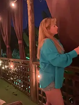 Lady  Maria online show from September 14, 4:05 pm