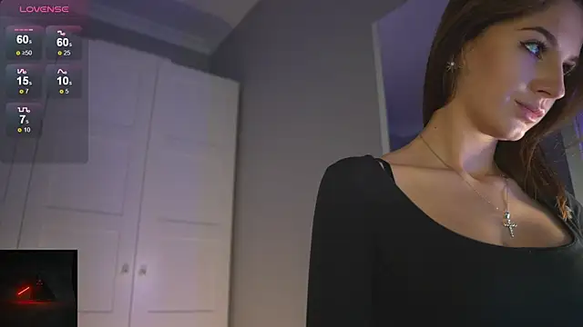 -JuicyMolly- online show from December 1, 3:26 pm