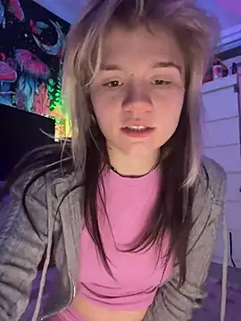 Cutiepiespanks online show from March 4, 4:52 am