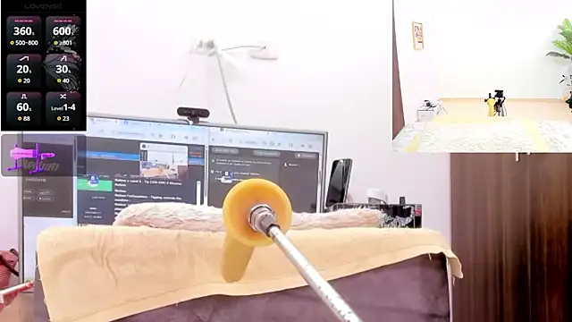 Paulina Davis  online show from February 21, 7:20 am