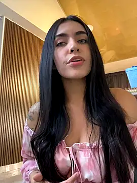 DaphneUwu online show from December 5, 2:11 am