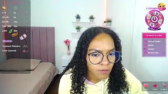 Nina lovee  online show from September 25, 2:38 pm