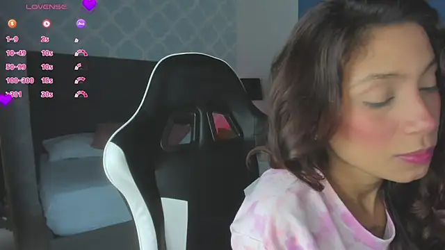 cora 22 online show from September 9, 1:33 pm