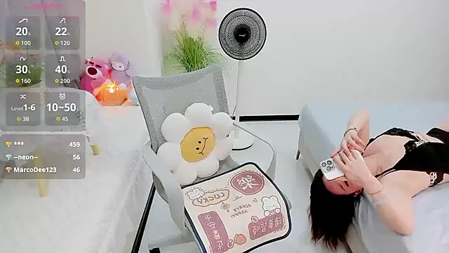 Vivian-6 online show from September 19, 7:18 am